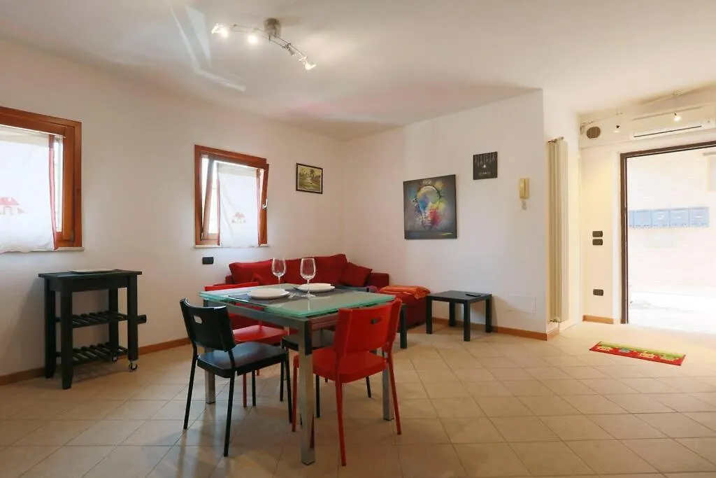 Quercegrossa 10 Apartment