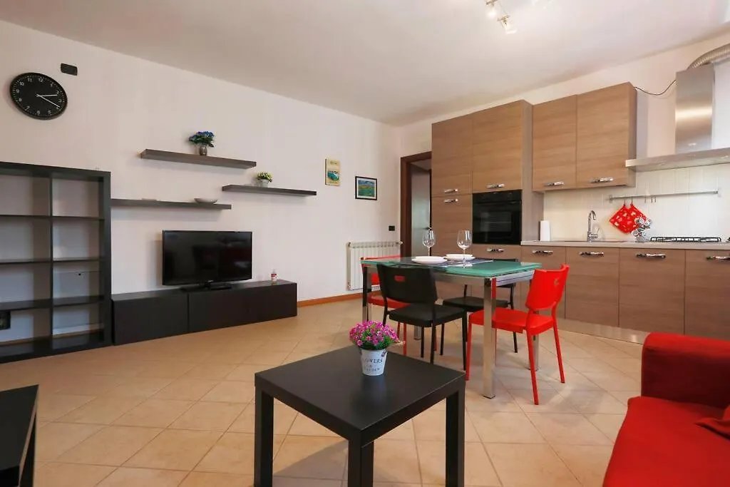 Quercegrossa 10 Apartment
